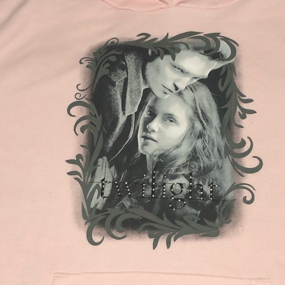 Twilight Saga Women's Hoodie Bella Swan/ Edward, Size Medium, Twilight Rimstone - Picture 2 of 5